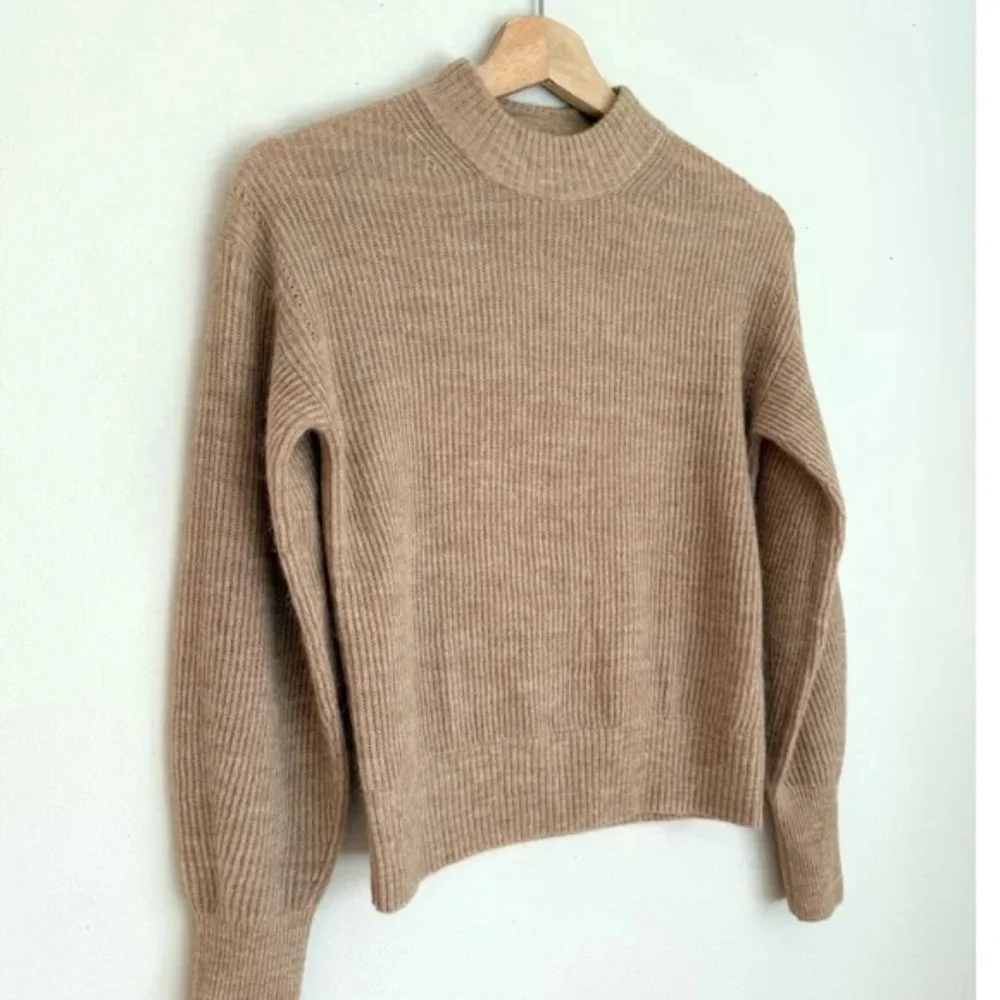 Quince Baby Alpaca-Wool Crewneck Sweater In Beige Size S